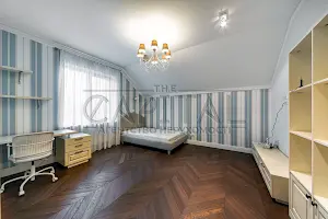 будинок за адресою Космонавтов, 5