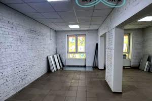 коммерческая по адресу с. Софиевская борщаговка, Петровская ул., 1