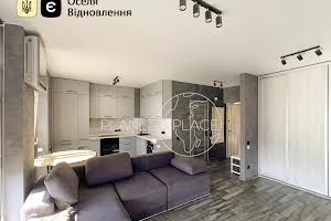 квартира за адресою Набережна вул., 8д