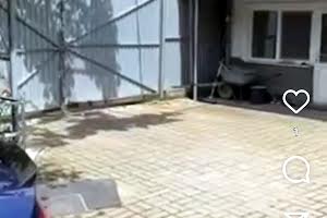 будинок за адресою Зв'язківців