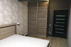 квартира по адресу Пантелеймона Куліша, 10