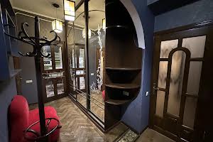 квартира по адресу Ференца Листа ул., 8