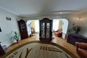 квартира по адресу Островського, 4