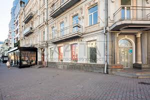 комерційна за адресою Жилянська вул., 5/60