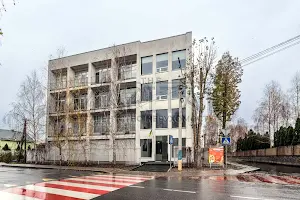 комерційна за адресою Фестивальна, 19