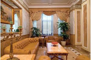 комерційна за адресою Володимирська вул., 49-Б
