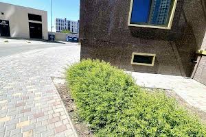 комерційна за адресою Перлинна вул., 1б