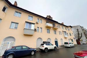 квартира за адресою Будівельників вул., 27