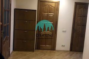 квартира за адресою Василя Симоненка вул., 33б