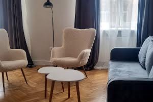 квартира за адресою Гетьмана Петра Дорошенка вул. (), 12