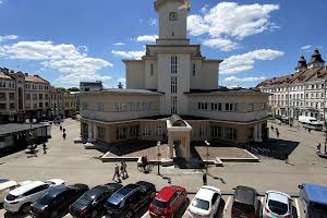 коммерческая по адресу Площа Ринок, 2