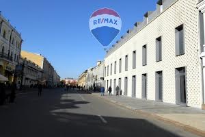 комерційна за адресою Петра Сагайдачного вул., 18
