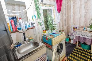 будинок за адресою Центральна, 1