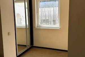 квартира за адресою Крилова вул., 4