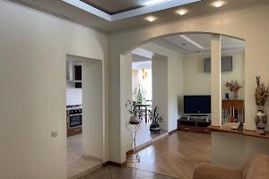 квартира по адресу Академика Сахарова ул., 82