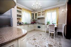 дом по адресу Амбулаторна вул.