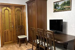 квартира за адресою Довженка вул., 7