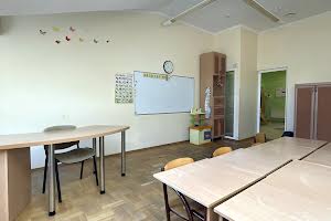 комерційна за адресою Туган Барановського, 16