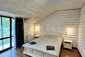 будинок за адресою Курортна вул., 36