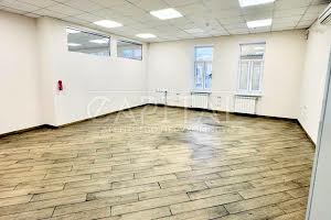комерційна за адресою Боричів Тік вул., 30
