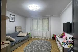 квартира за адресою Крайня, 1