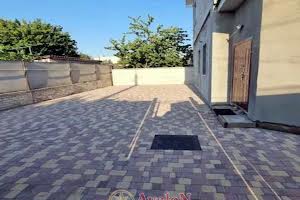 будинок за адресою Жоліо Кюрі вул., 8