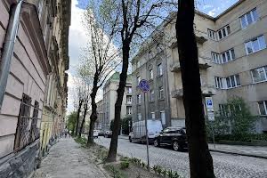 квартира за адресою Михайла Коцюбинського вул., 24