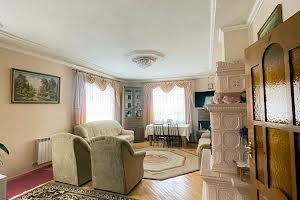 будинок за адресою Вишнева вул.
