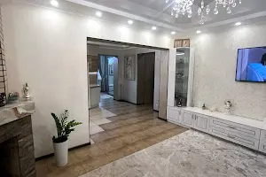 дом по адресу київська, 104