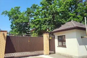 будинок за адресою Салютна