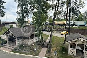 комерційна за адресою Звенигородська вул., 177