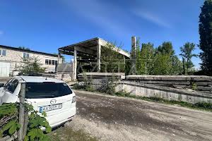 коммерческая по адресу Любомирська ул., 4а