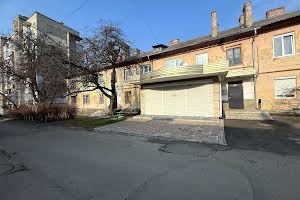 комерційна за адресою Соборна вул., 229