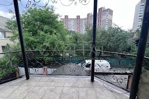 дом по адресу Купріна ул.