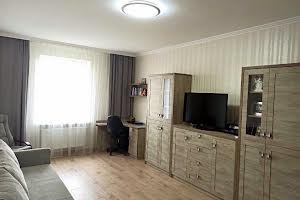 квартира за адресою Івана Огієнка вул., 5