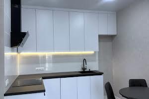 квартира за адресою Краснова вул., 3