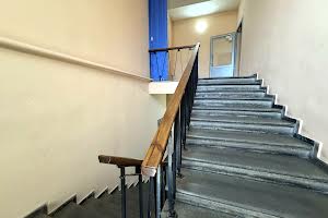 комерційна за адресою Гетьмана Павла Скоропадського вул., 63