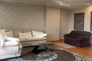 квартира за адресою Сергія Подолинського вул. (Благоєва), 7
