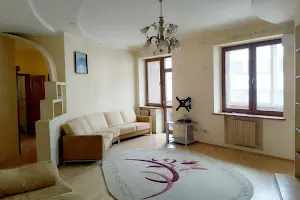 квартира за адресою Новгородська, 49