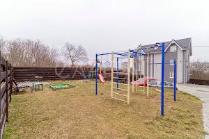 коммерческая по адресу Миколи Бурачека пер. (Левітана), 4