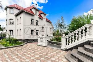 коммерческая по адресу Патріарха Володимира Романюка ул. (Жовтнева), 2Б