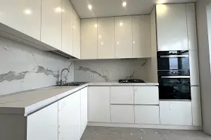 комната по адресу Карпатська ул., 14