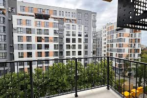 квартира за адресою Дениса Січинського вул., 2