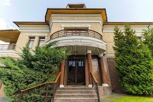 будинок за адресою Павла Загребельного вул. (Миколи Раєвського)