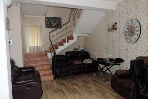 будинок за адресою Курортна