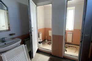 комерційна за адресою Шевченка, 3