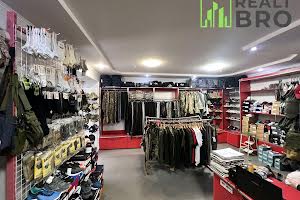 комерційна за адресою Володимирська вул., 1