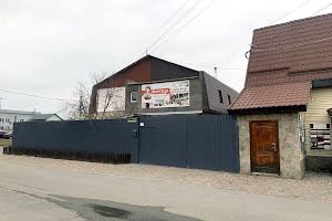 коммерческая по адресу Привокзальна, 11