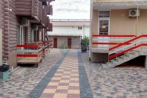 комерційна за адресою Золотий берег, 55