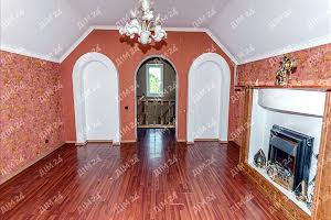 будинок за адресою Центральна вул., 1